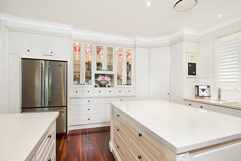 Stylish Hamptons Kitchen Cabinets A T Cabinet Makers